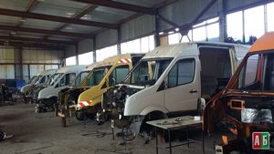 Ворота (кузовщина) для Volkswagen Crafter - купить на Автобазаре - фото 4